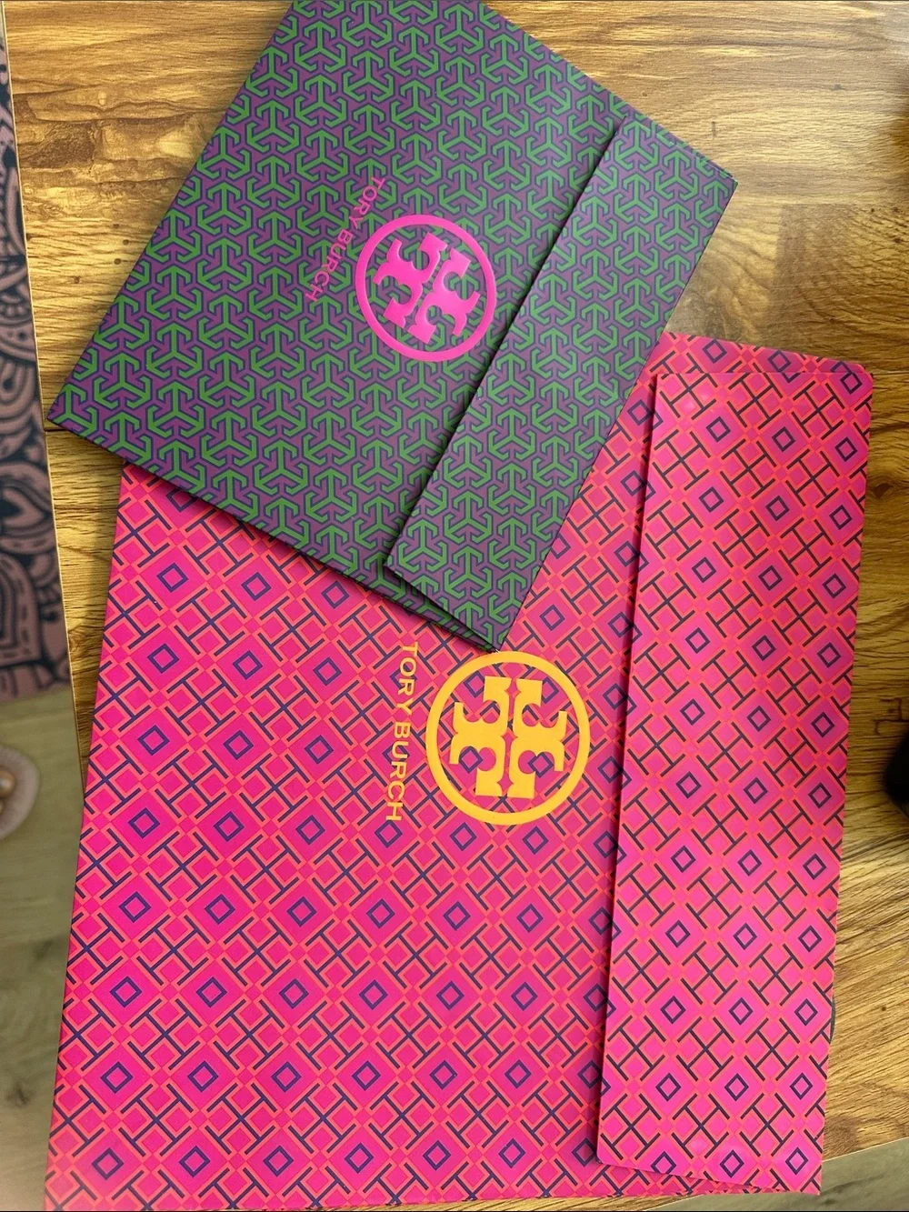 Tory Burch Pebbled Cream Zip-Around Wallet with Gold Logo